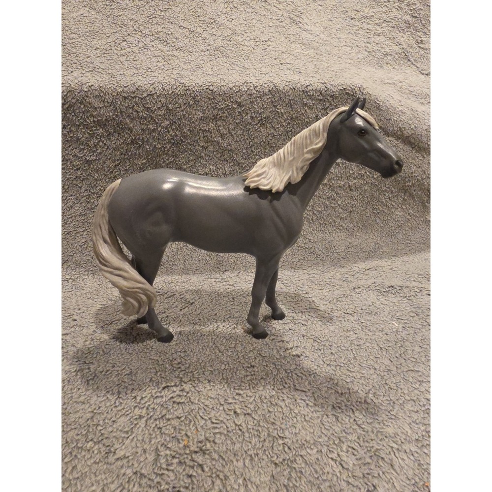Breyer Reeves Gray Horse Paddock Pals Ghost Approx 7" Tall